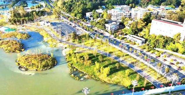 贵阳新增一湖景公园！游玩攻略、交通指南→