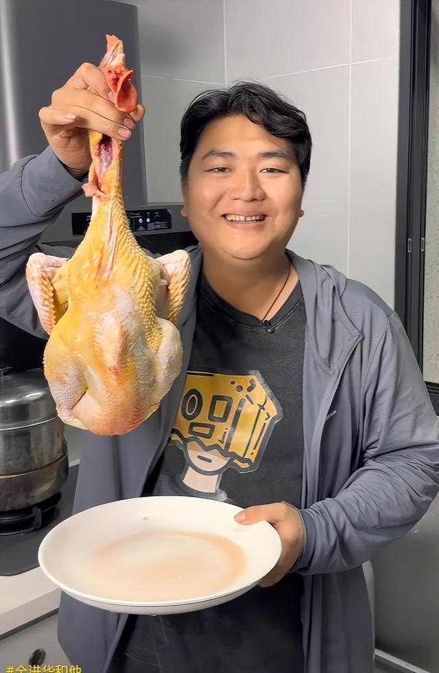 全红婵哥哥参加厨综被淘汰，岳云鹏急忙找补，官媒都看不下去了