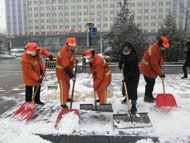 以雪为令 、闻雪而动！ 洛川县各部门全力应对今冬第一场降雪~