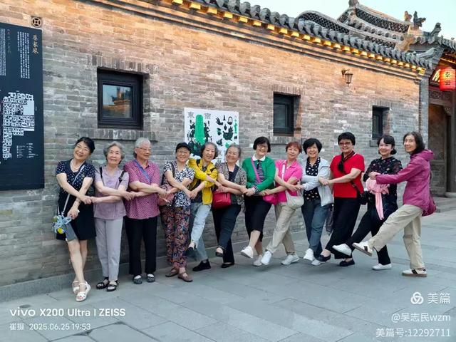 北京开国将军后代合唱走进古城大同，探寻历史足迹，感受文化魅力