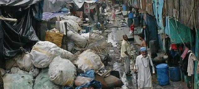 回国后我才敢讲，巴西贫民窟真相曝光，连警察都不敢进我亲历了