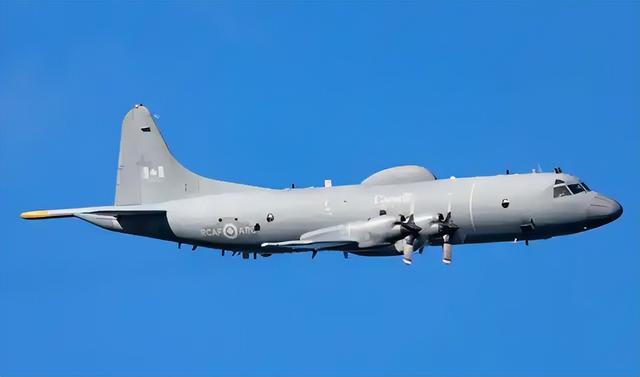 歼-16带实弹骑脸输出，加拿大空军巡逻机在东海被强势驱离
