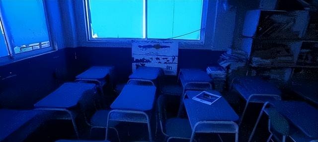 1200人挤在大海中央生活一辈子：没有法律、没有婚姻，人均活90岁