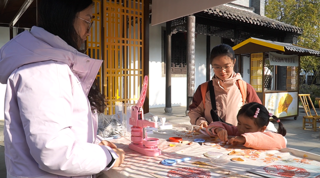 满城尽带黄金甲 古城银杏进入最佳观赏期