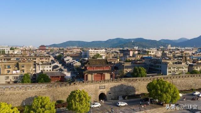 湖北消失了“樊城”、“襄樊”，留下“襄阳”，为什么留这个名字