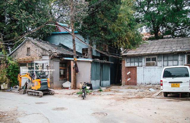 北京国宝级王府，曾经每年开放一天，如今腾退后破败不堪一片狼藉