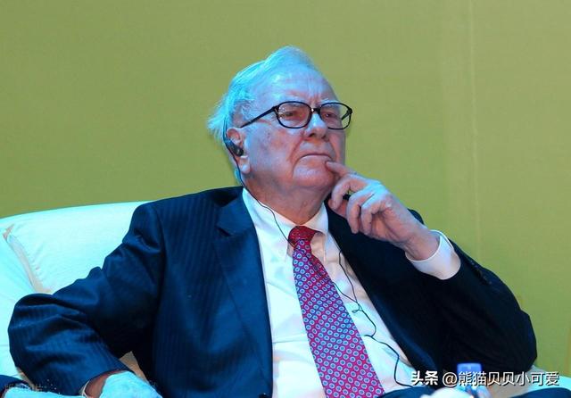 “股神”巴菲特的退休倒计时阶段	，新的投资调整动向，该怎么看？