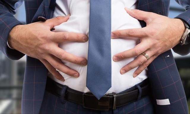 长期吃阿卡波糖注意！出现这五个信号必须停药	，药师详解背后原因