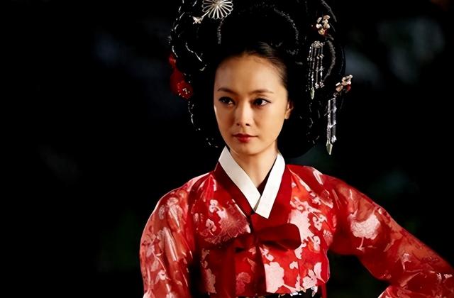 朝鲜“妖女”张绿水有多荒淫？宴上与国王当众行事，被称转世妲己