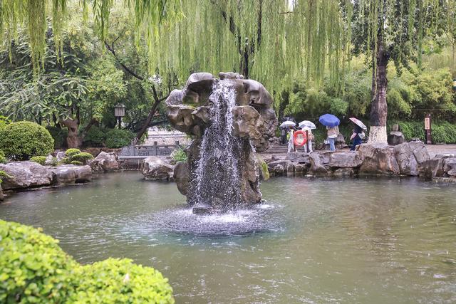 济南赏泉正当时