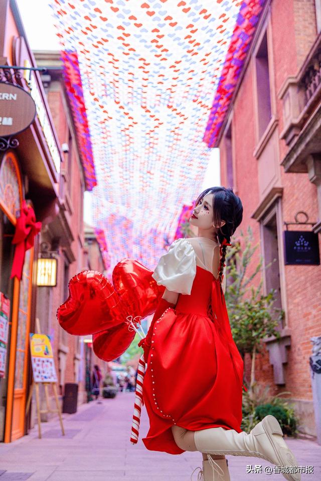 百年历史街区咸安坊火出圈，吸引年轻人“为情绪买单”