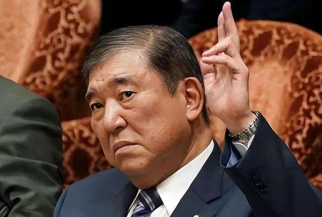石破茂决定打破惯例，30年来第一次，中国等不到，日本迟来的道歉