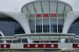 常德迎来进京大直特，Z297增停常德站，到站时间22：54，硬卧343图片