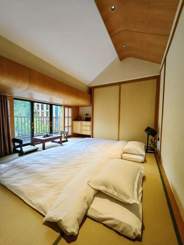 明月山躺平指南：在民宿里感受怦然心动！