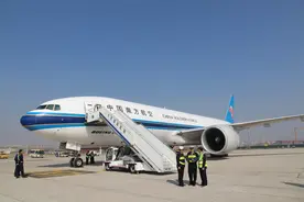 “太原-芝加哥-墨西哥城”国际货运航线开通运营图片