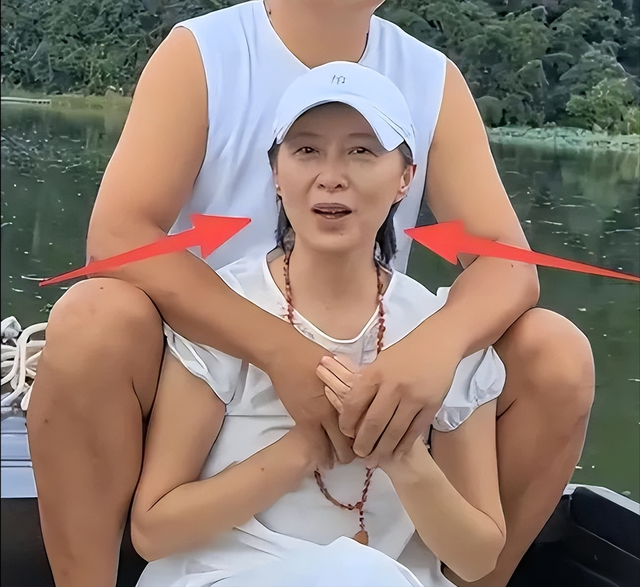 演员徐露近照曝光，已经没有了可云的模样，和农村老太太一样