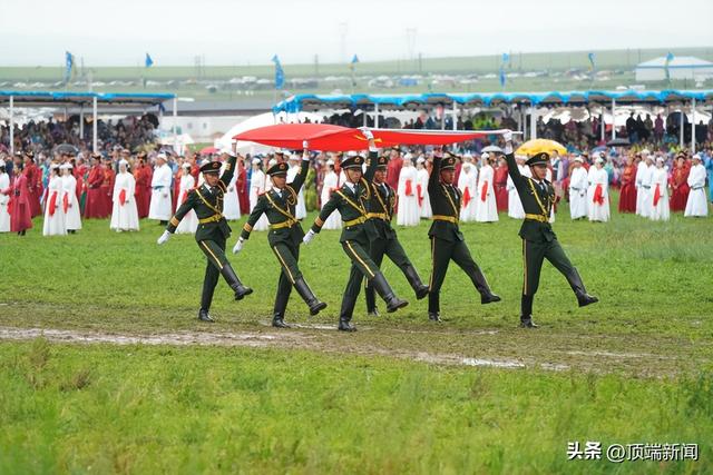 全是名场面！骏马踏雨，彩烟映空……内蒙古自治区第35届草原那达慕开幕