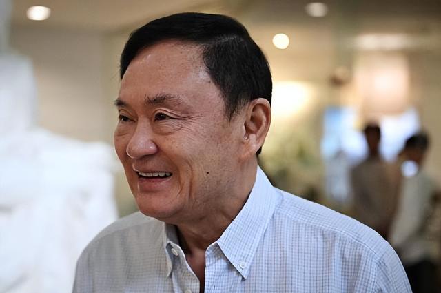 佩通坦承认没想到会输，下台前留下一句话，真正危险的是柬埔寨