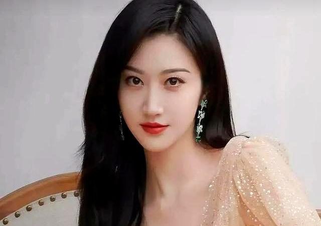 两性相处  这5个时间段女人最容易动心,千万别忽视