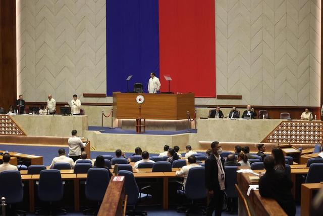 菲律宾向国际刑事法院服软，禁毒战核心人物德拉罗萨将被移交