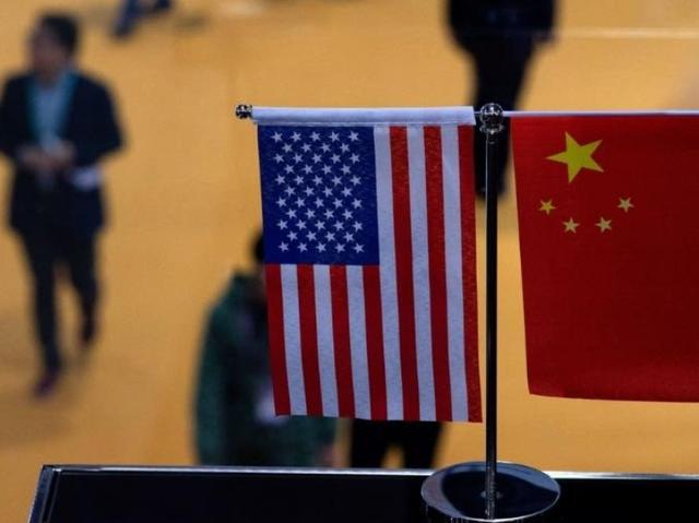 特朗普忍不住开口拜托中国，访华这件事不能再拖了，盼中方快松口