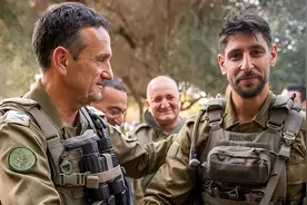 垂死挣扎，以色列特种兵突入抢夺战俘：杀声四起，周围都是敢死队图片