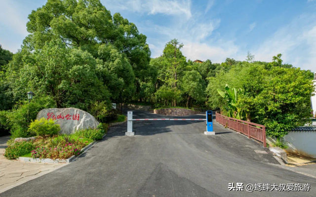 这个杭州冷门宝藏公园要火了，一泉一寺一街，已成挑战好去处！