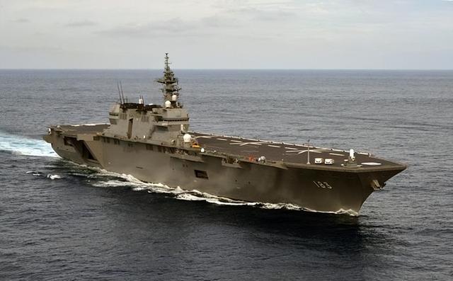 一声不吭造了7艘准航母，美国才发现，原来真正对手已不是俄罗斯