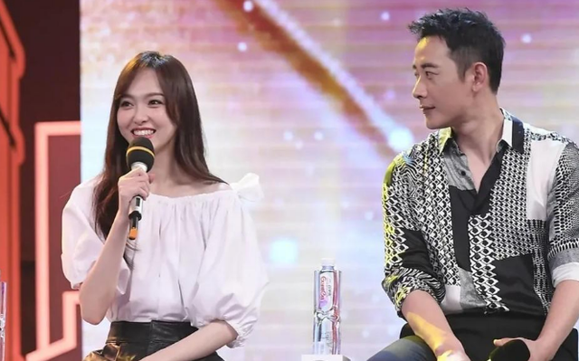 离婚传闻真相大白？罗晋父亲去世揭开谜底，唐嫣IP上海引发争议