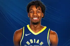 1年50万美元！正式签下！NBA榜眼变成白菜价图片