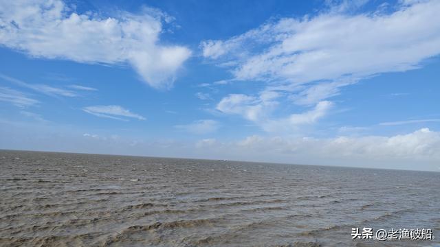 老渔千里走单骑》（59）长江入海口 我来了！——老渔沿长江骑行