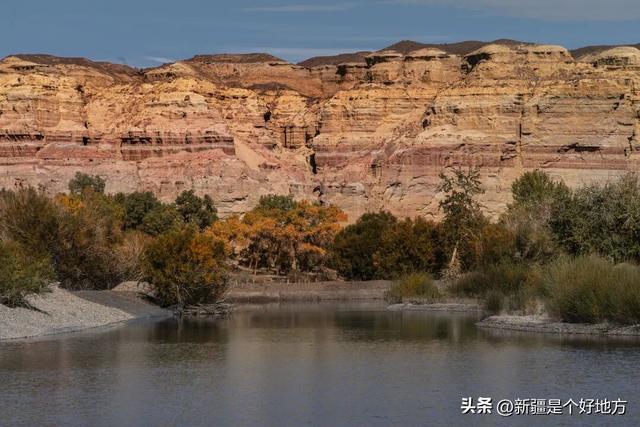克拉玛依5处小众赏秋地，别只说它「油」了！