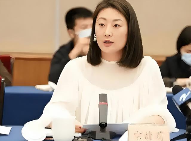 尘埃落定，宗馥莉卸任娃哈哈，把公司拱手让人，宗庆后遗愿要落空