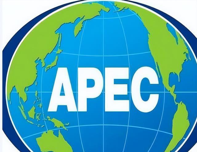 特朗普对我国发出100%关税威胁，但不到24小时，就给自己找台阶下