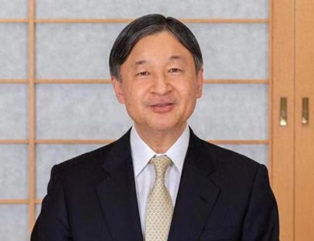 天皇亲自出山，日本对中国的反击正式开始，高市早苗憋出了一妙计