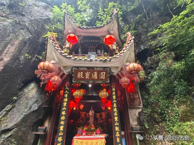 藏在浙南九寨沟里的红色秘境!可亲子徒步,在清溪飞瀑里寻凉意!