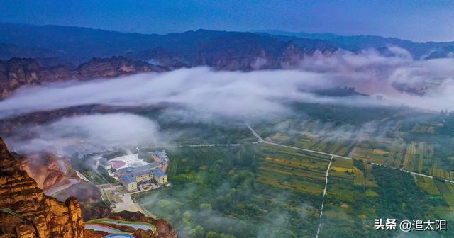 祥云缭绕龙湾村 景泰美景此处寻