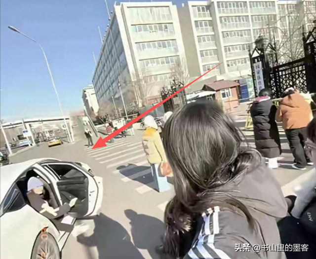 全红婵正式回归亮相！身材高挑颜值超级抢眼，留长发后判若两人