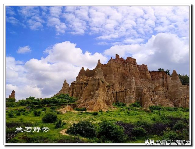 云南楚雄：元谋浪巴铺土林的地质奇观（含攻略）