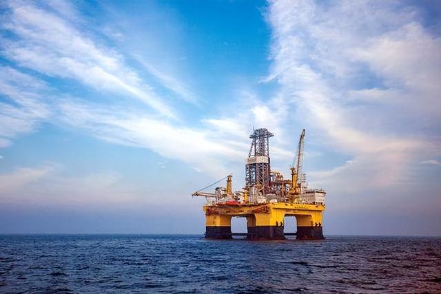 彻底不演了！特朗普宣布，从委扣押的中国油轮，将由美国永久保留