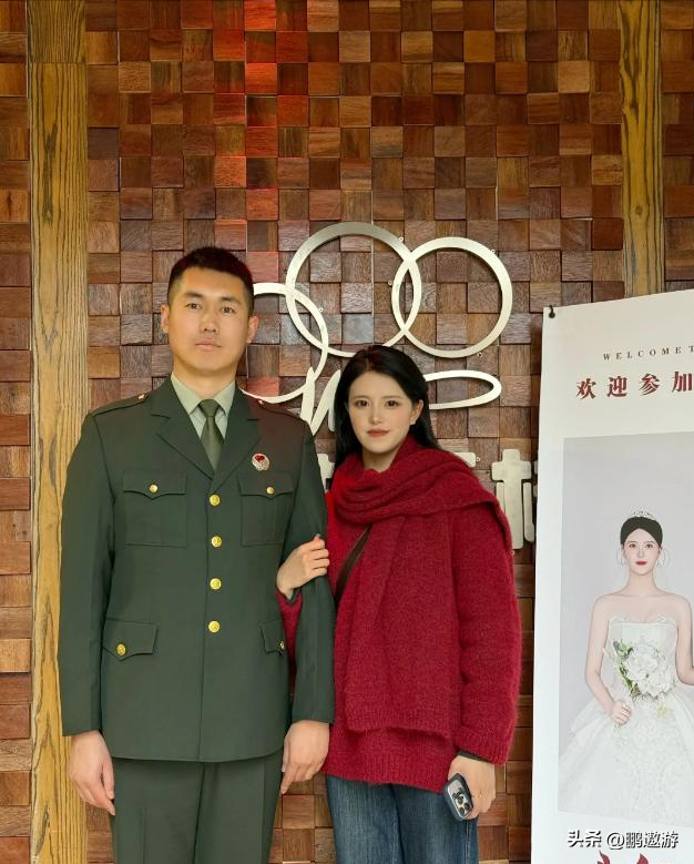 张自轩婚礼现场，新娘很强势两次拒绝他的亲密动作，岳父实力不菲