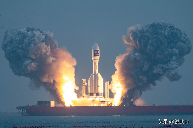 宇宙博弈！中美卫星太空激情互拍，美国重返月球竞赛已落后中国