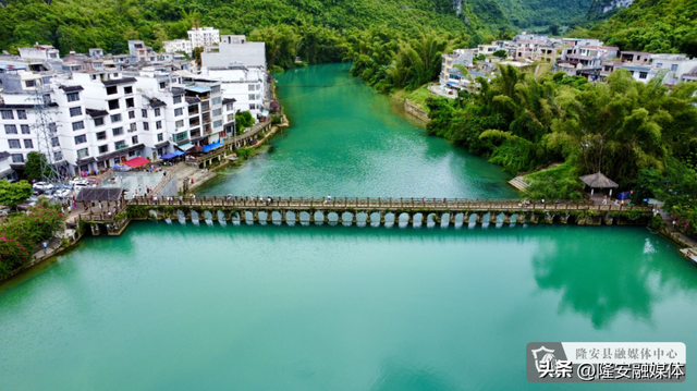 跌进布泉河的翡翠里——寻21℃山水，纳一夏清凉
