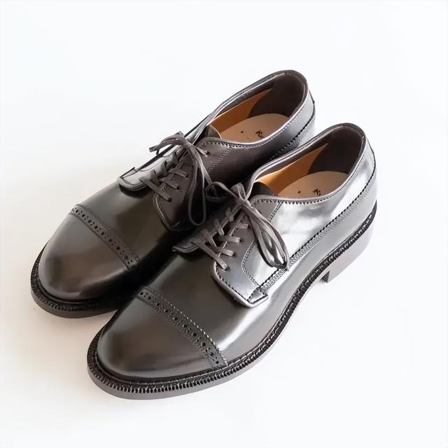 日本的浅草皮鞋，为什么受业内人士欢迎？