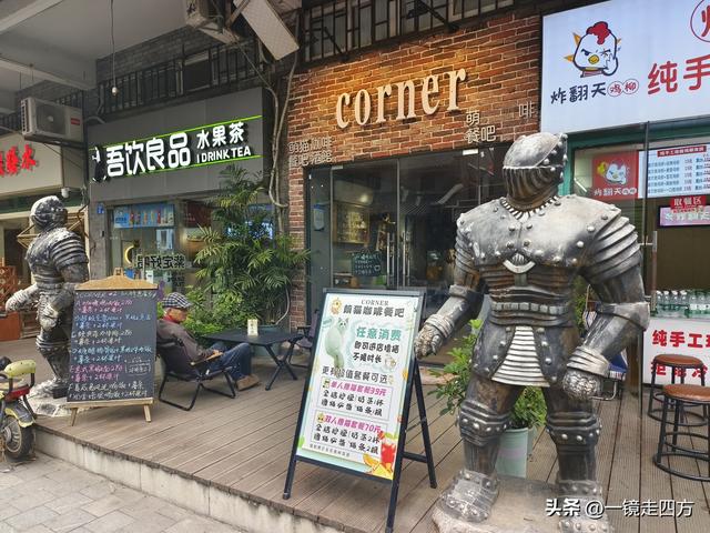 被誉为"活着的武汉近代史书"的历史街区昙华林