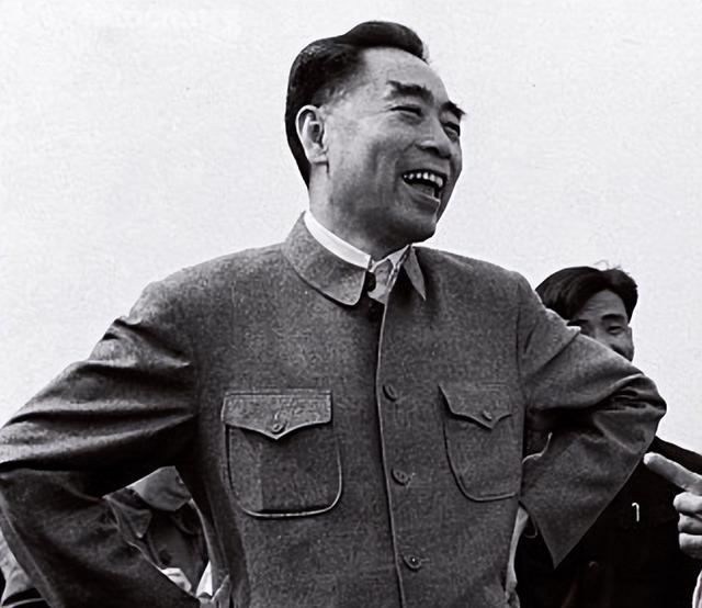 如果说毛主席是千年一遇的天才，那么周恩来就是千年一遇的伯乐