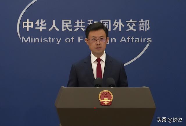 中国精锐编队逼近澳大利亚？万吨战舰护航！实力展现中方底气