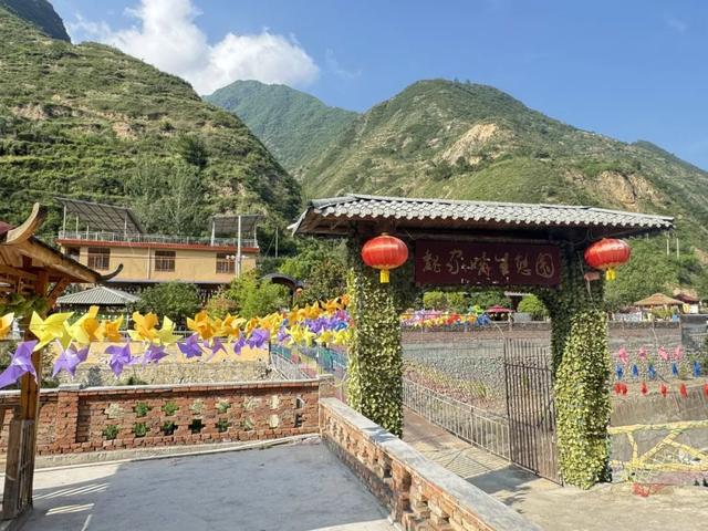 超绝盛夏避世指南！这个暑假在白马山寨找回生活本味