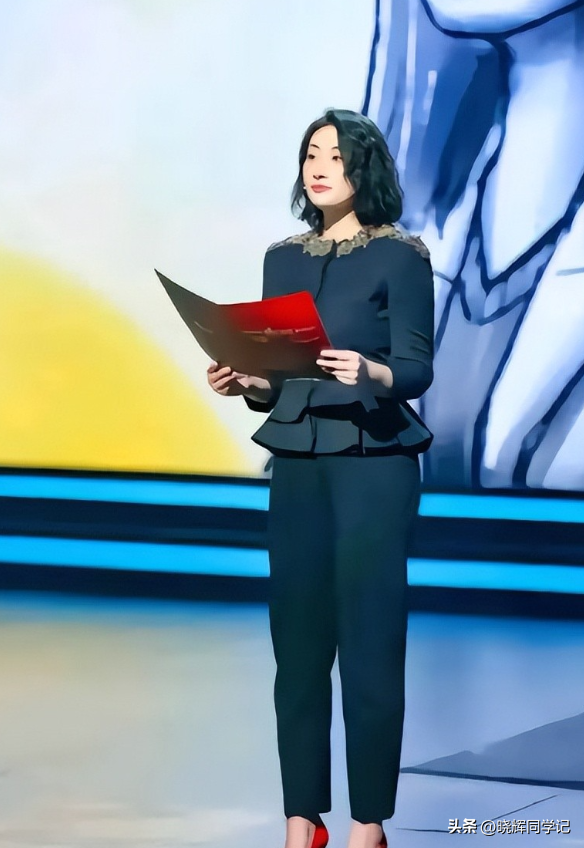 官媒发文！宗馥莉再破天花板	，让亲叔宗泽后和整个商界沉默了