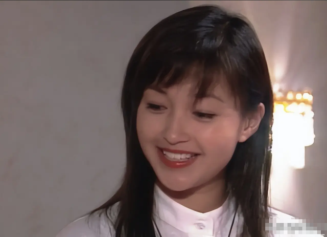 两次拒绝黎明，无视钟汉良示爱	，被折磨20年后55岁的她憔悴成大妈